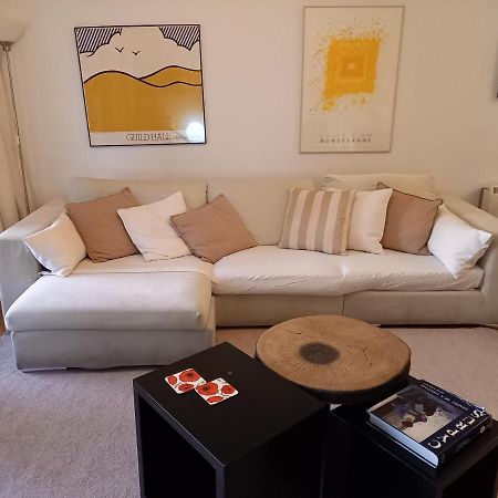 לימסול Seaside Spacious Apartment With Sea View מראה חיצוני תמונה