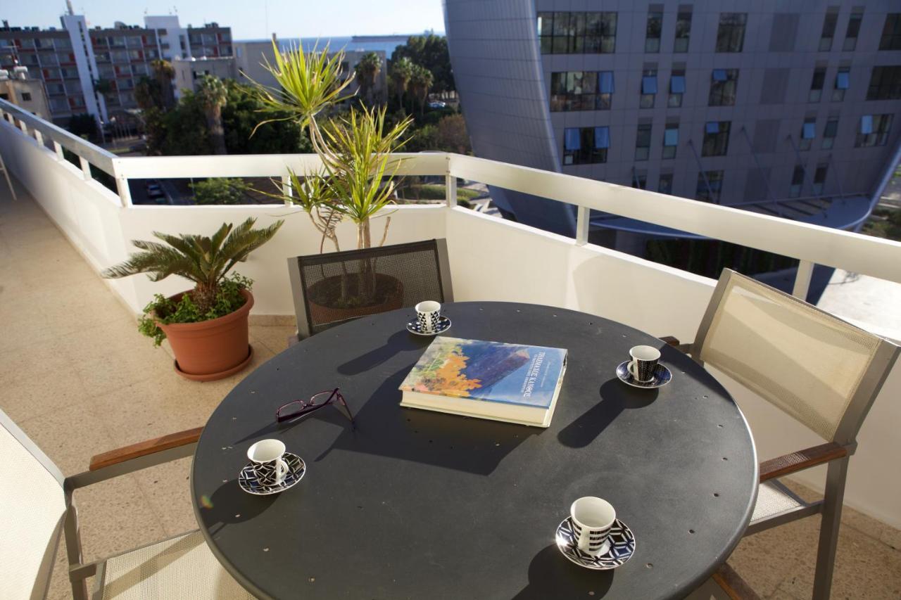לימסול Seaside Spacious Apartment With Sea View מראה חיצוני תמונה